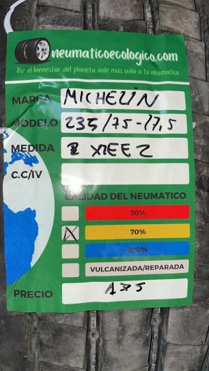 MICHELIN 235/75R17.5