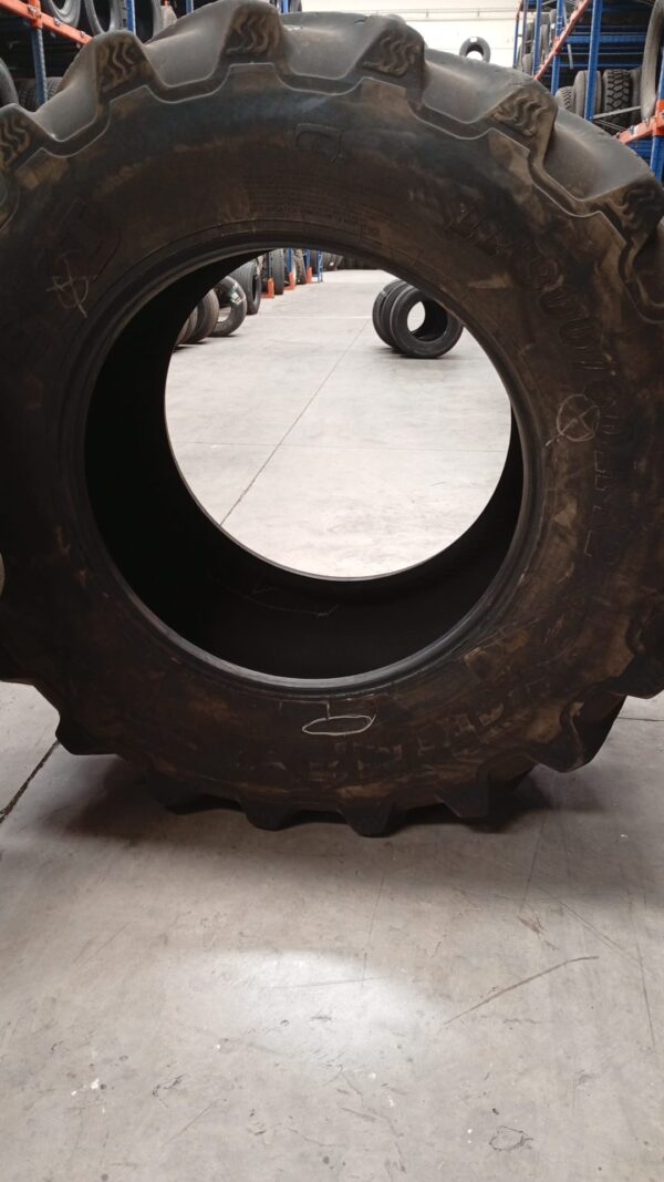 BKT 900/60R42 - Imagen 5