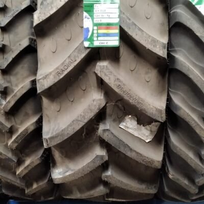 BKT 520/70R38