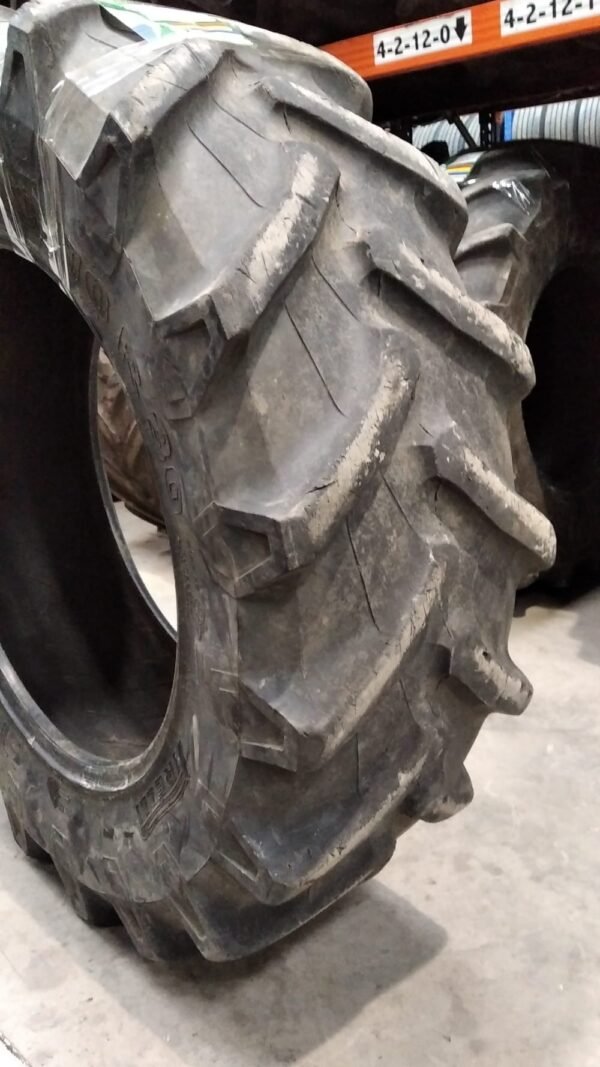 PIRELLI 420/70R30 - Imagen 3