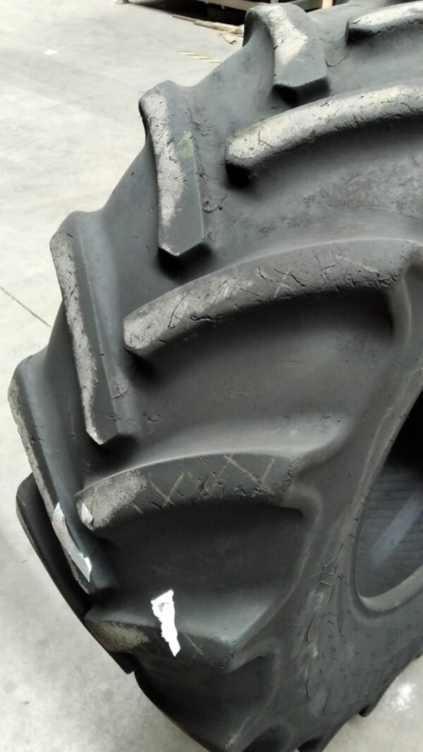 CONTINENTAL 420/70R24 - Imagen 3