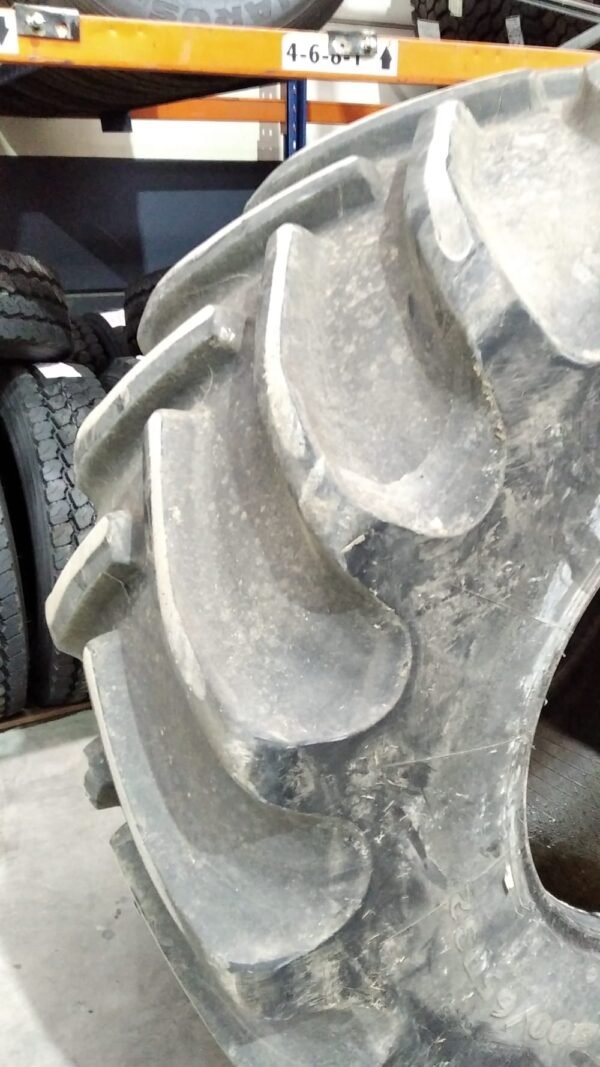 GOODYEAR 800/65R32 - Imagen 3