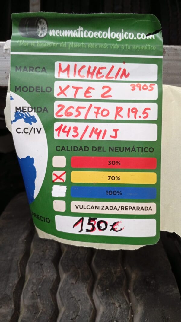 MICHELIN 265/70R19.5