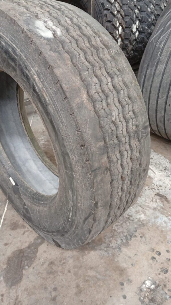 MICHELIN 265/70R19.5 - Imagen 6