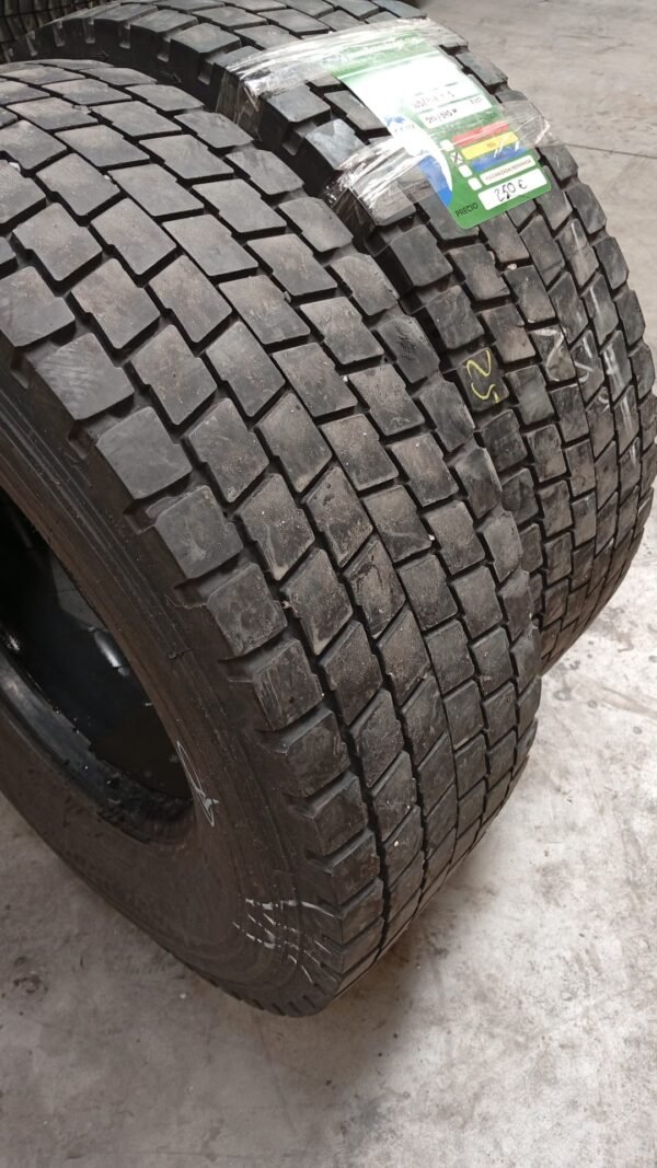 MICHELIN 305/70R19.5 - Imagen 3