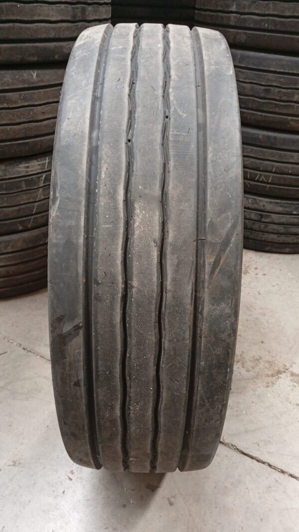 CONTINENTAL 265/70R19.5 - Imagen 4