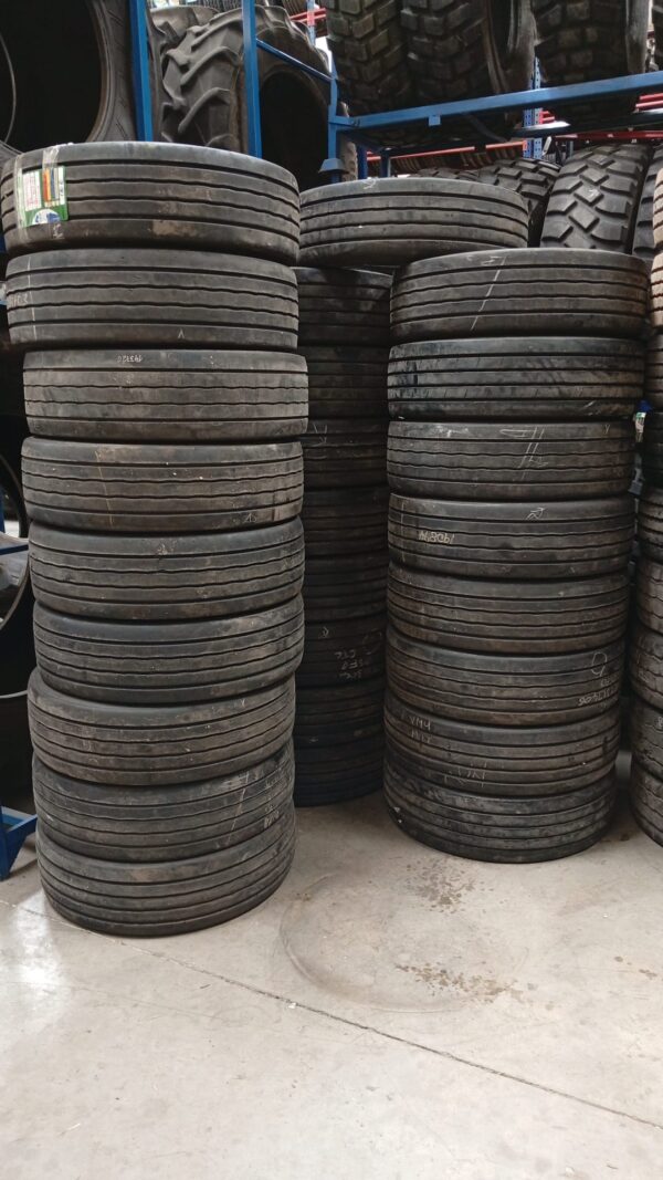 CONTINENTAL 265/70R19.5 - Imagen 2
