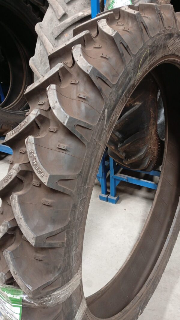 KLEBER 210/95R44 - Imagen 4