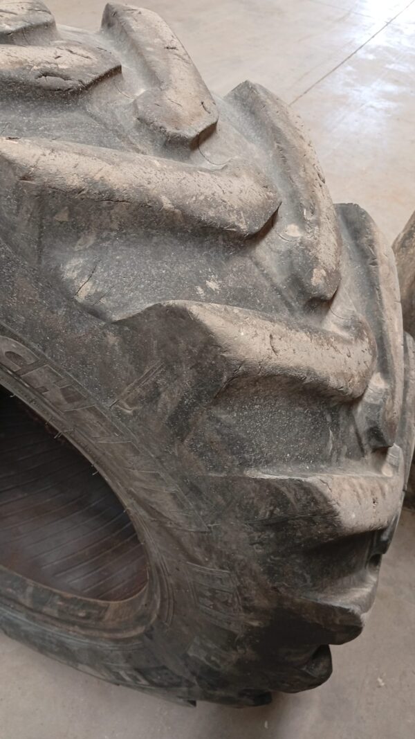 MICHELIN 400/80-24 - Imagen 4