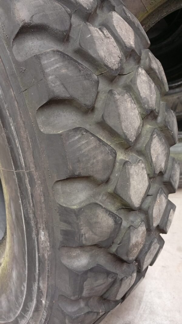 MICHELIN 365/85R20 - Imagen 3