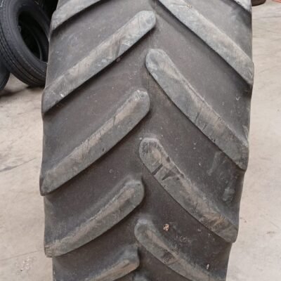 MICHELIN 540/65R28