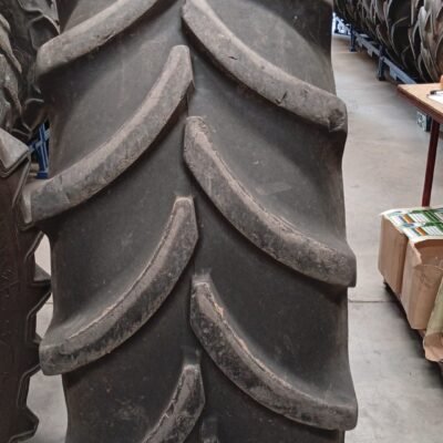 VREDESTEIN 520/70R38