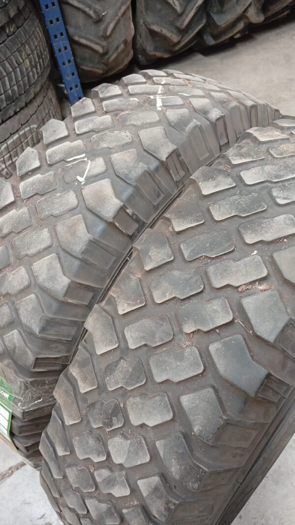 MICHELIN LT205/80R16 - Imagen 3