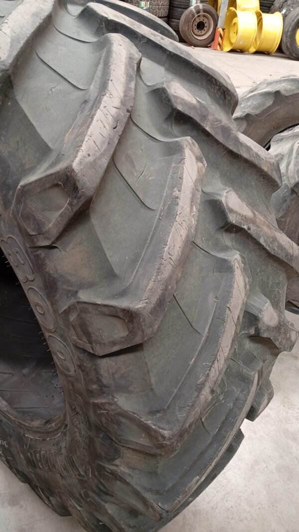 TRELLEBORG 540/65R28 - Imagen 5