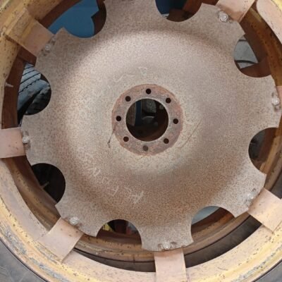 KLEBER 270/95R48 + LLANTAS COMPLETAS