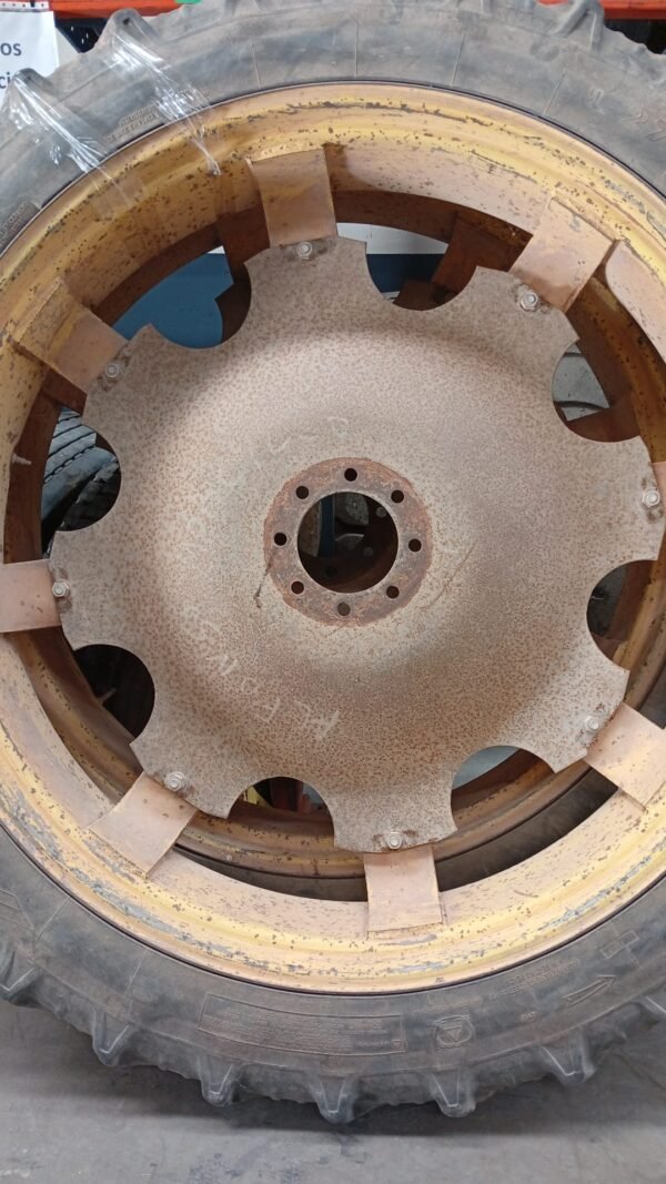 KLEBER 270/95R48 + LLANTAS COMPLETAS - Imagen 2