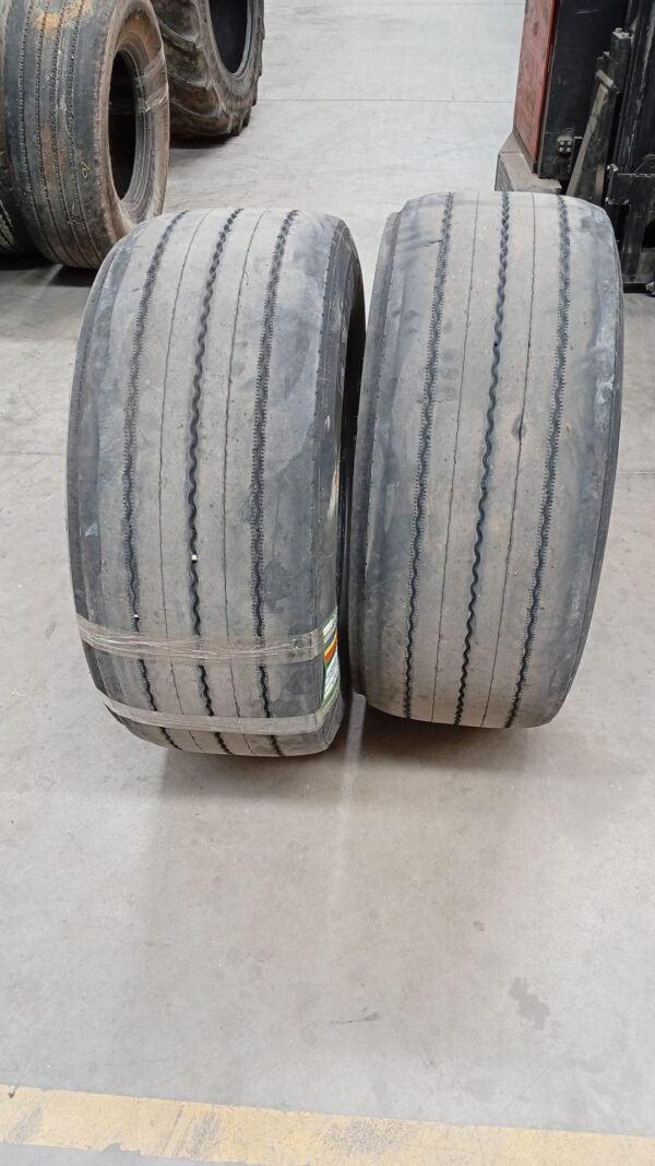 MICHELIN 385/55R22.5 - Imagen 2