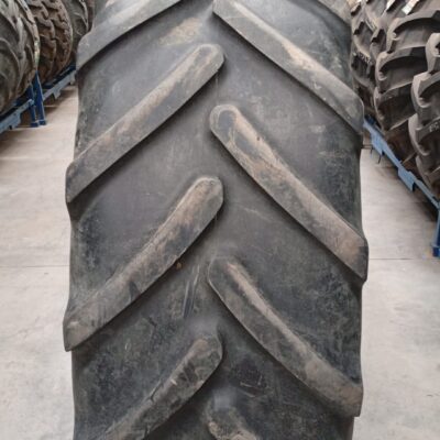 MICHELIN 520/70R38