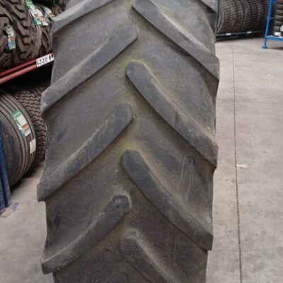 MICHELIN 520/70R38
