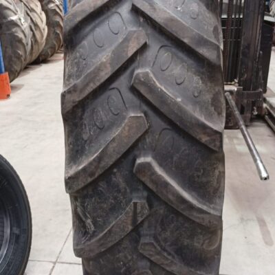BKT 520/85R42