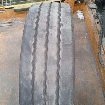 BRIDGESTONE 215/75R17.5
