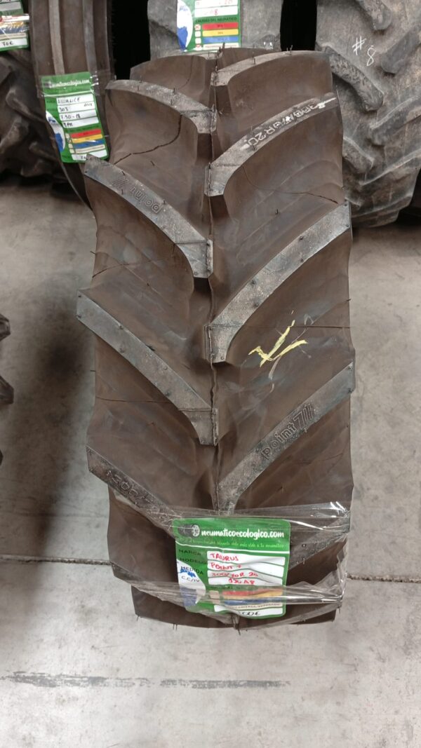 TAURUS 300/70R20 - Imagen 2