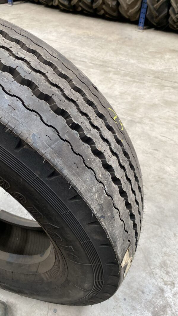 CONTINENTAL 265/70R19.5 - Imagen 3