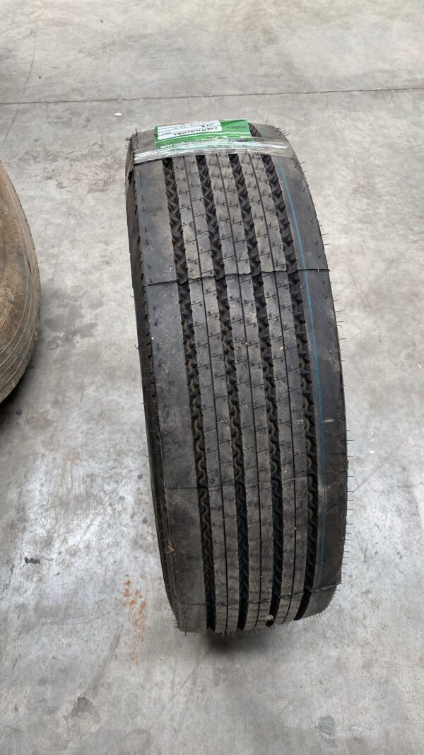 CONTINENTAL 245/70R19.5 - Imagen 2