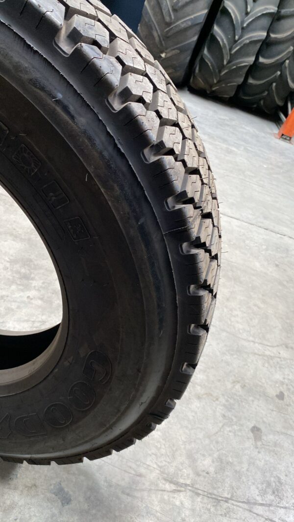 RECA 12R22.5 - GOODYEAR - Imagen 3