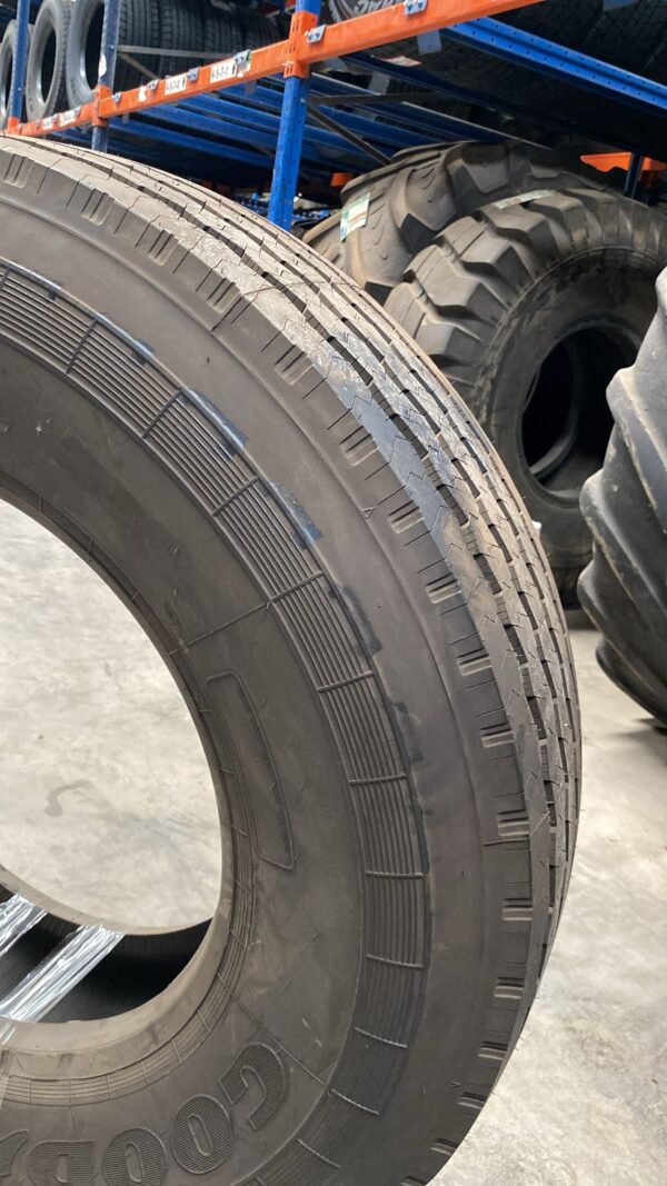 RECA 12R22.5 - GOODYEAR - Imagen 3