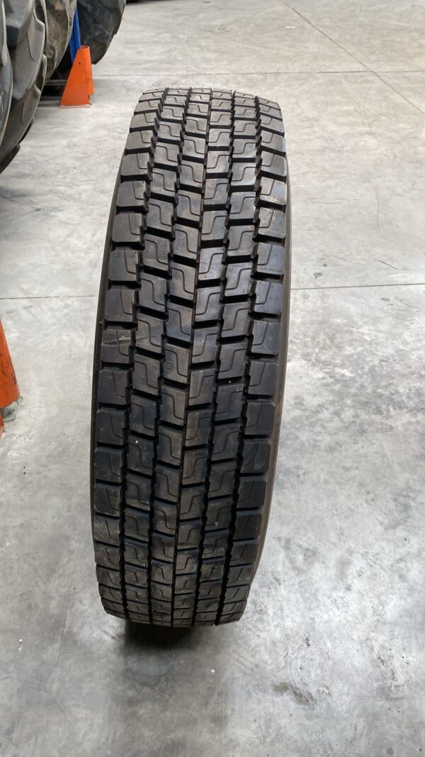 RECA 12R22.5 - GOODYEAR - Imagen 2