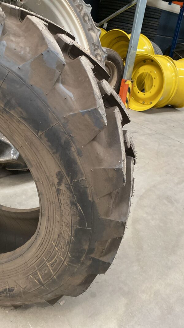 BF GOODRICH 340/80R20 - Imagen 3