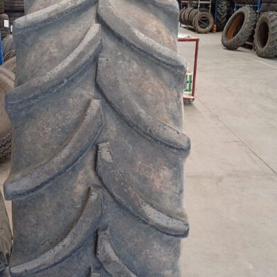 VREDESTEIN 520/70R38