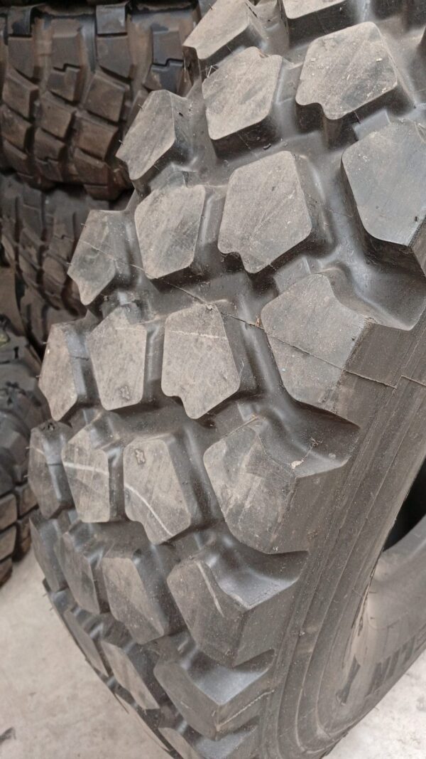 MICHELIN 12.00R20 - Imagen 3