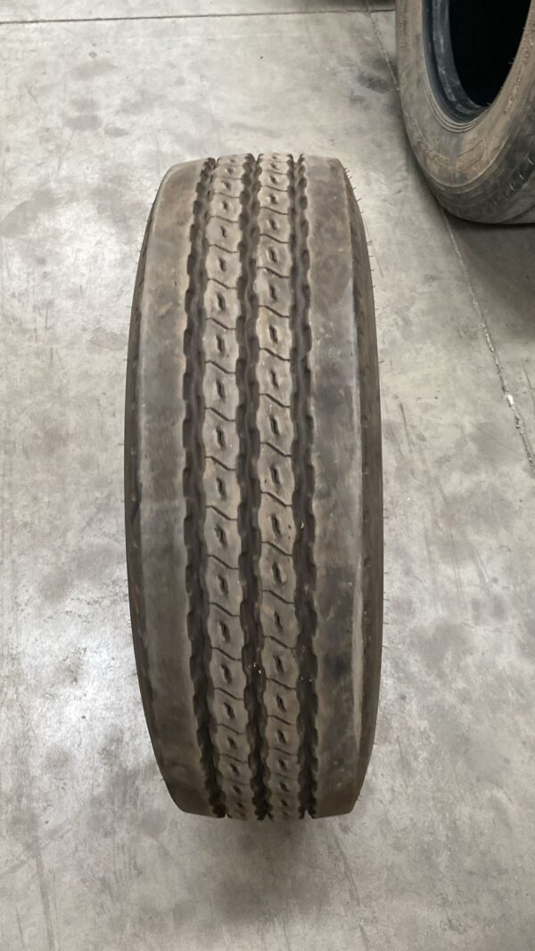 GOODYEAR 215/75R17.5 - Imagen 2