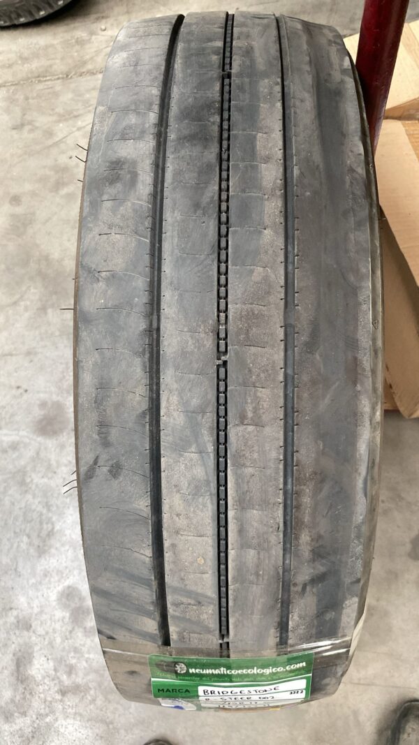 BRIDGESTONE 225/75R17.5 - Imagen 2