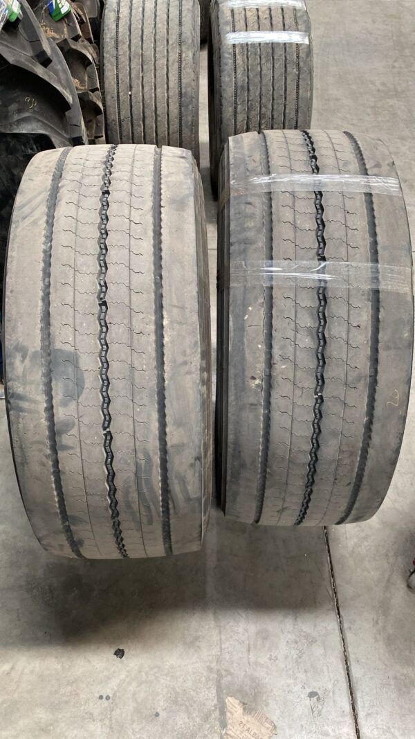 BRIDGESTONE 385/55R22.5 - Imagen 2