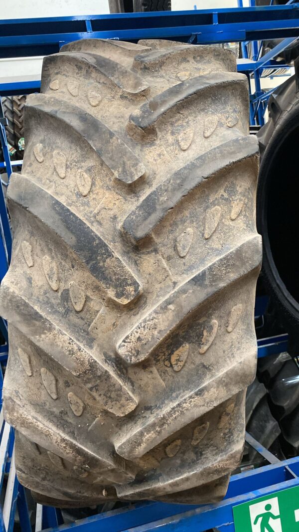 KLEBER 480/70R30 - Imagen 2