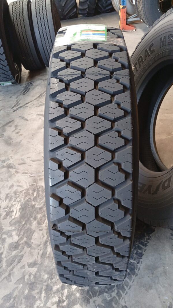 GOODYEAR 12R22.5 - Imagen 2