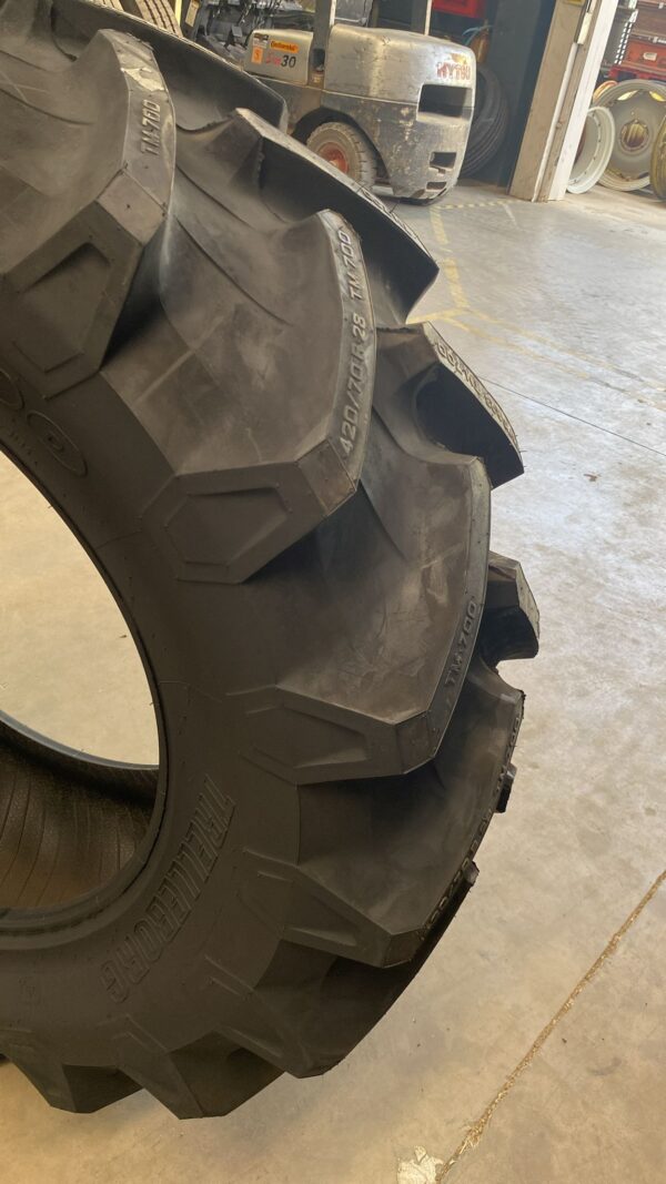 TRELLEBORG 420/70R28 - Imagen 3