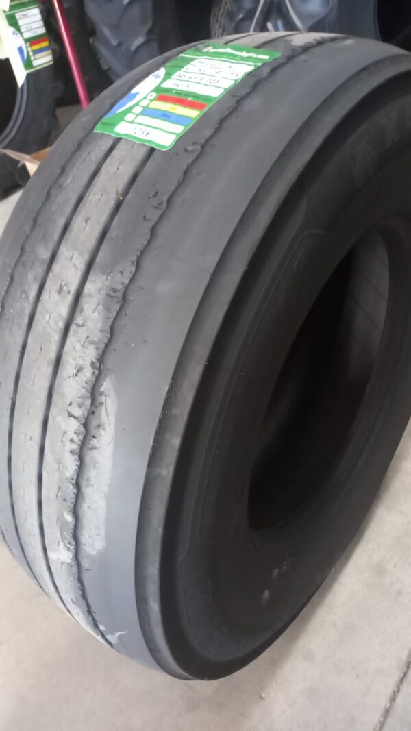 MICHELIN 385/65R22.5 - Imagen 3
