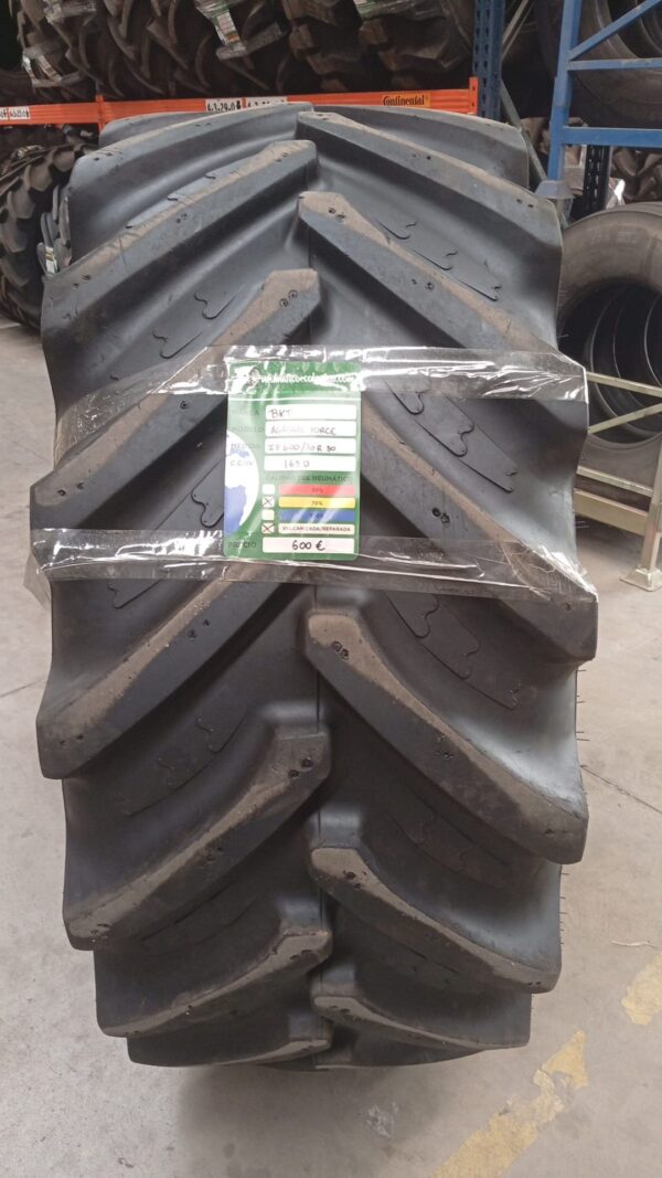 BKT 600/70R30 - Imagen 2
