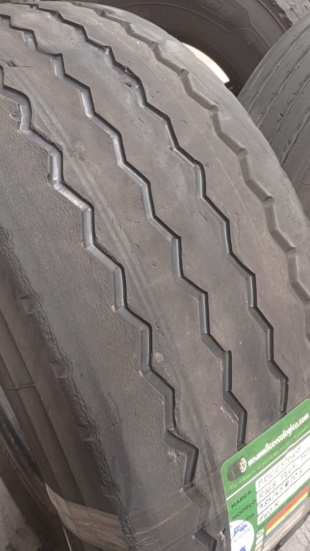 BRIDGESTONE 385/65R22.5 - Imagen 3