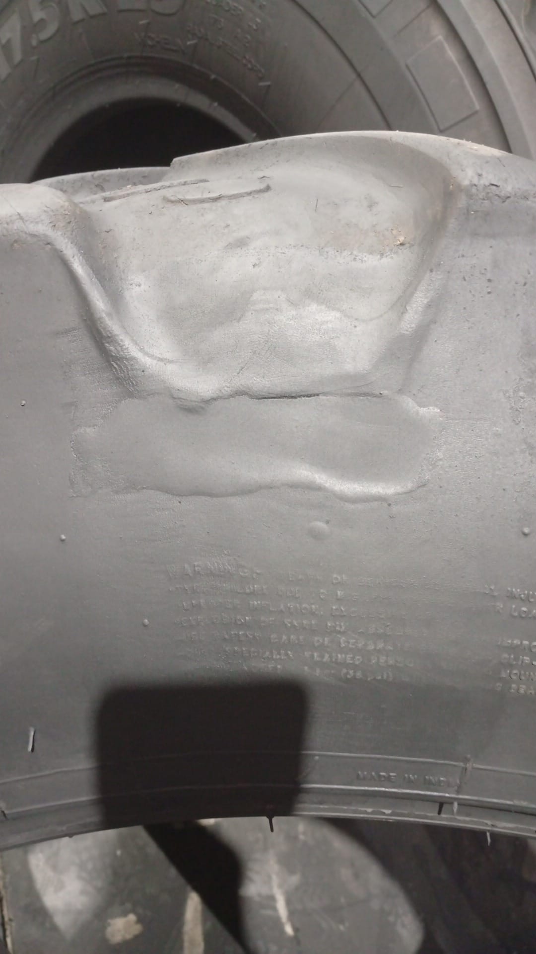 BKT 380/85R28 - Imagen 4