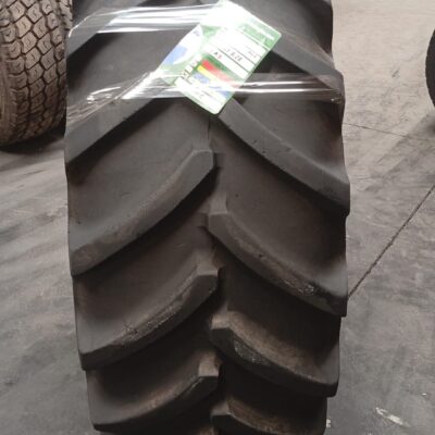MICHELIN 540/65R28