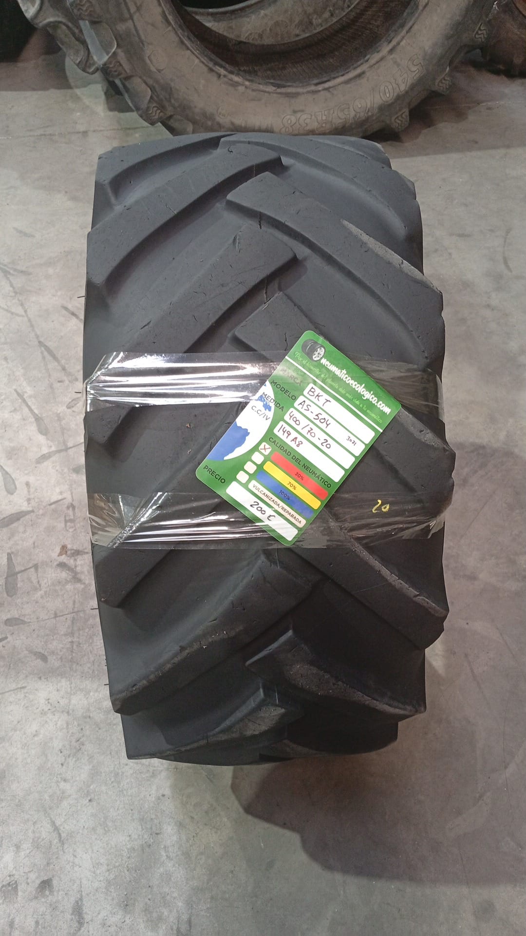 BKT 400/70-20 - Imagen 2