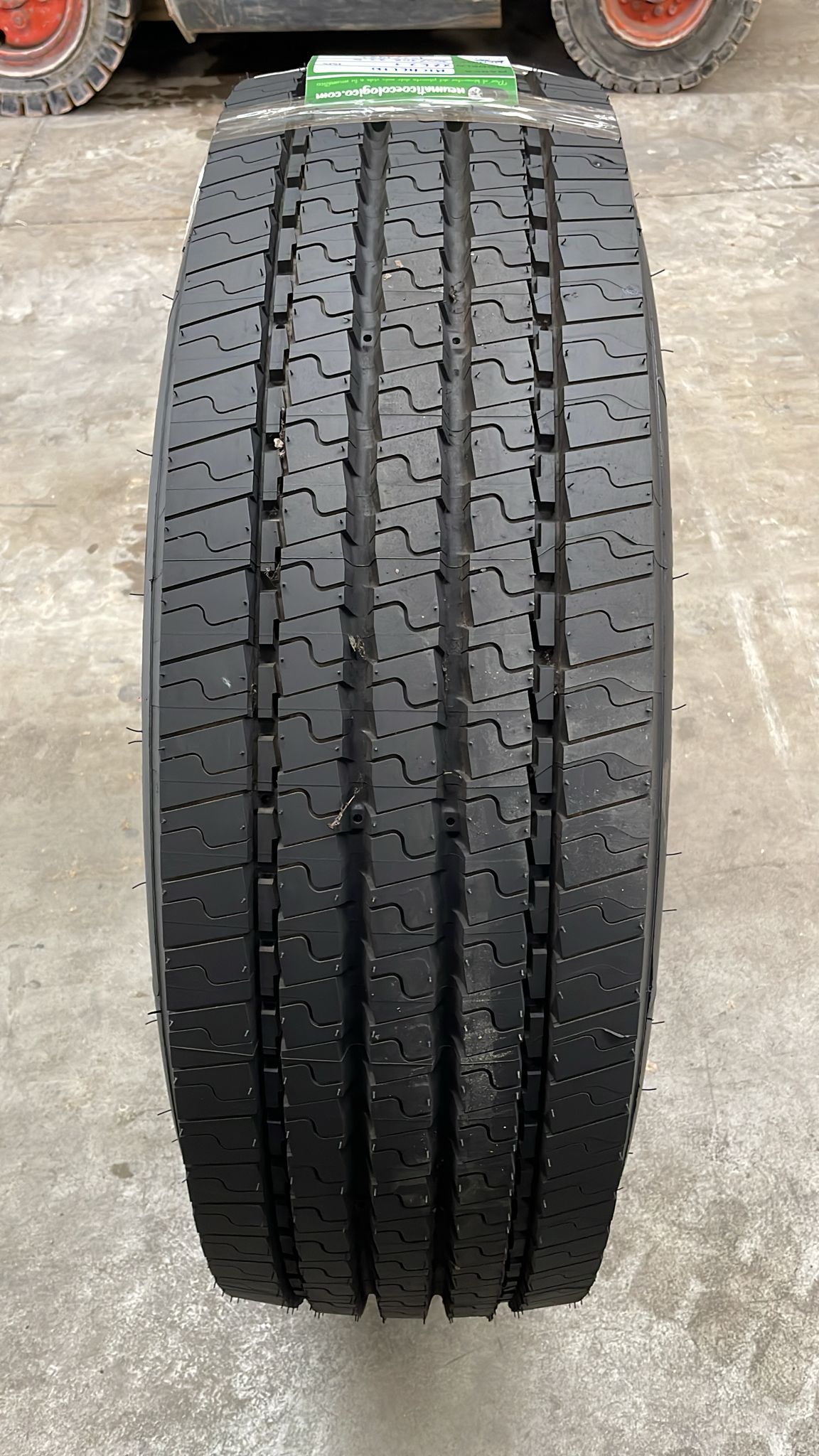 MICHELIN 305/70R22.5 - Imagen 2