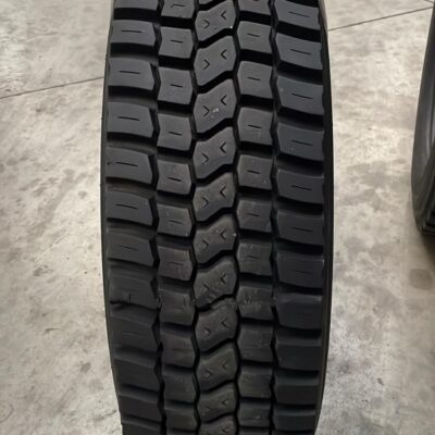 AURORA 265/70R19.5