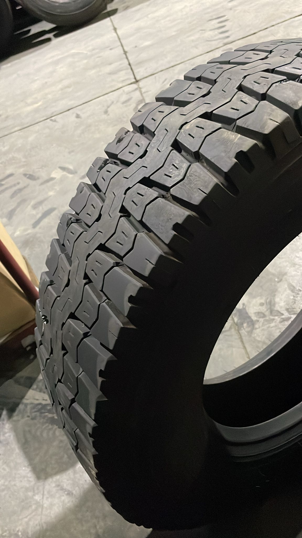 FORMULA 235/75R17.5 - Imagen 3