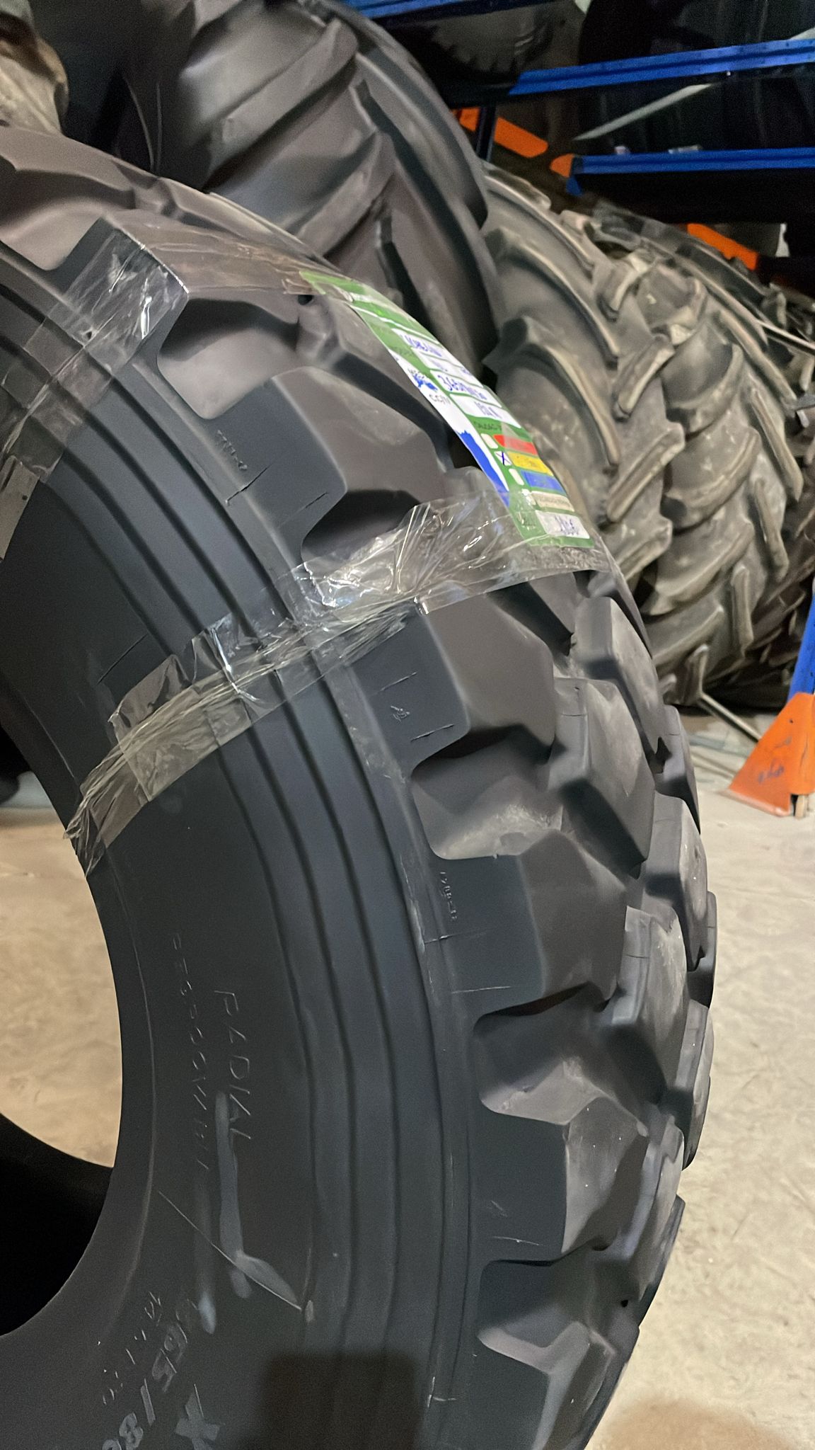 MICHELIN 365/80R20 - Imagen 3